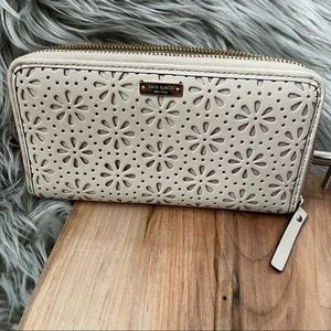 KATE SPADE Leather Wallet